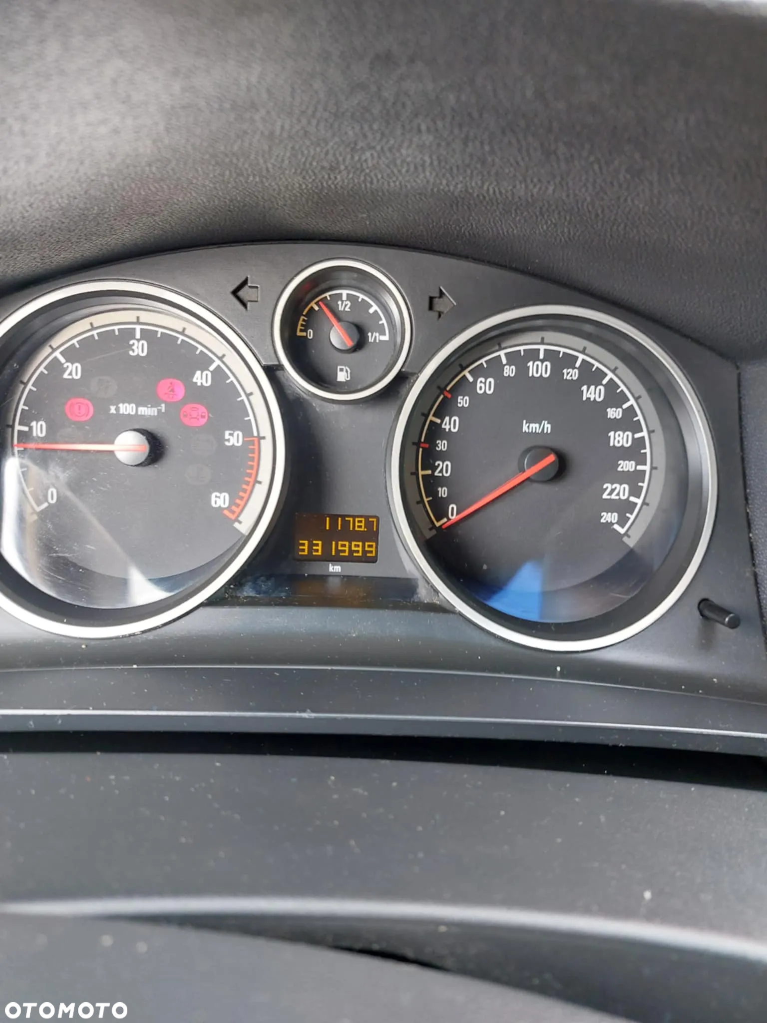 Opel Zafira 1.9 CDTI Cosmo - 9