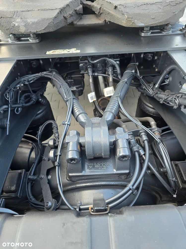 Iveco S-WAY 480 KM standard retarder - 17