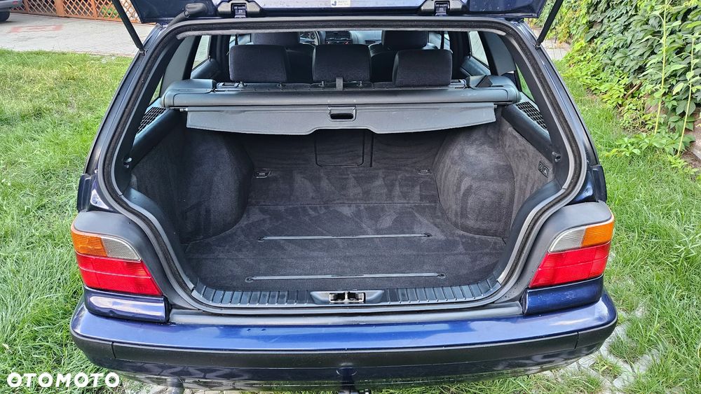 BMW Seria 3 - 12