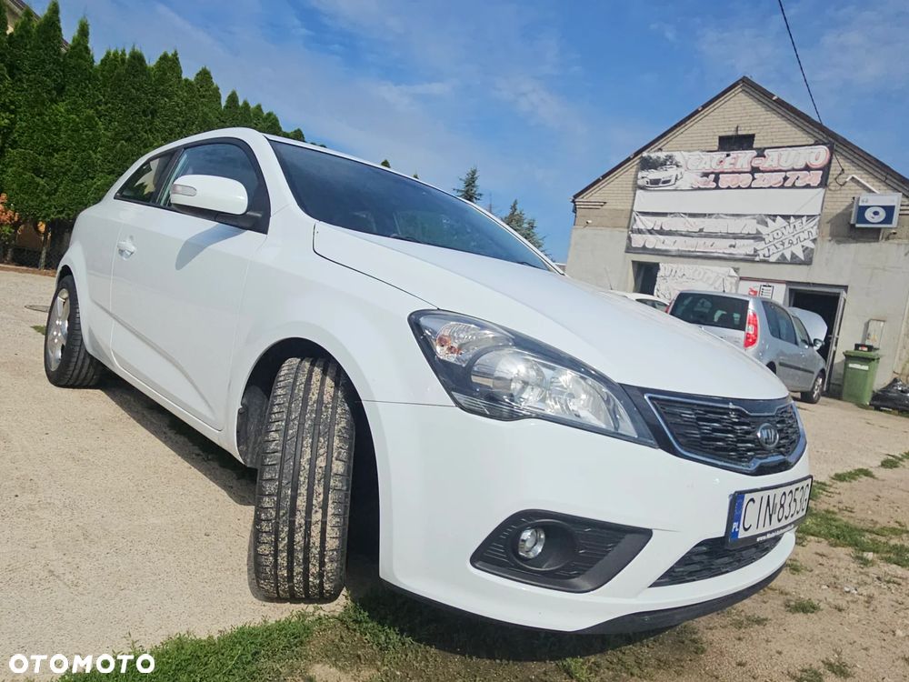 Kia ProCeed Pro_cee'd 1.6 Optimum + - 4