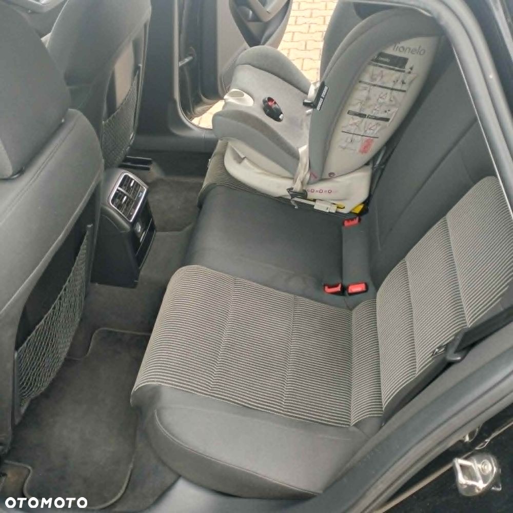 Audi A4 Avant 2.0 TDI DPF Ambition - 10