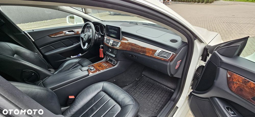 Mercedes-Benz CLS 350 d 4-Matic 9G-TRONIC - 27