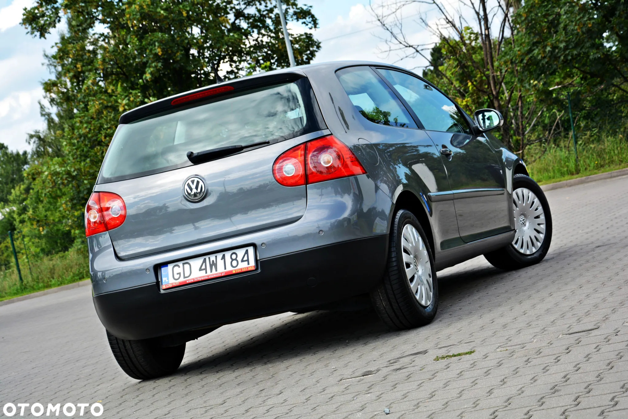 Volkswagen Golf 1.6 Automatik Goal - 2