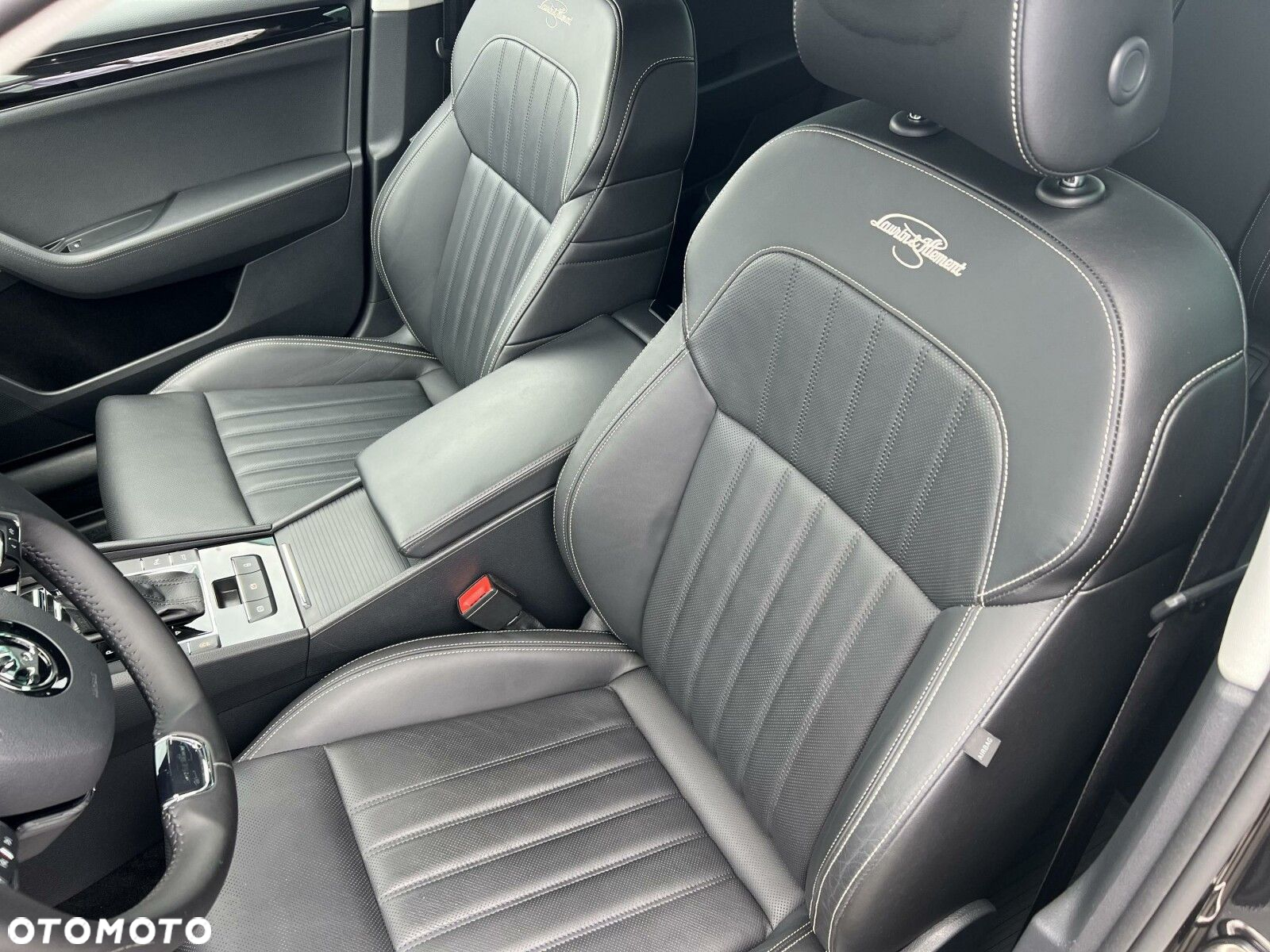 Skoda Superb 2.0 TSI 4x4 L&K DSG - 18