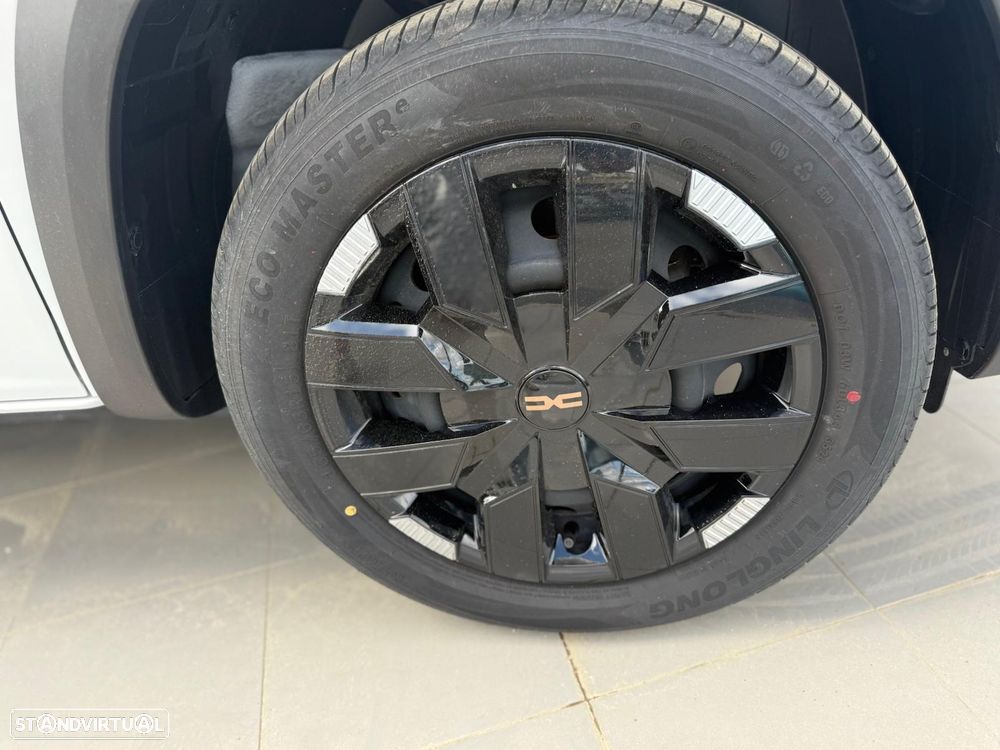 Dacia Spring EXTREME - 15