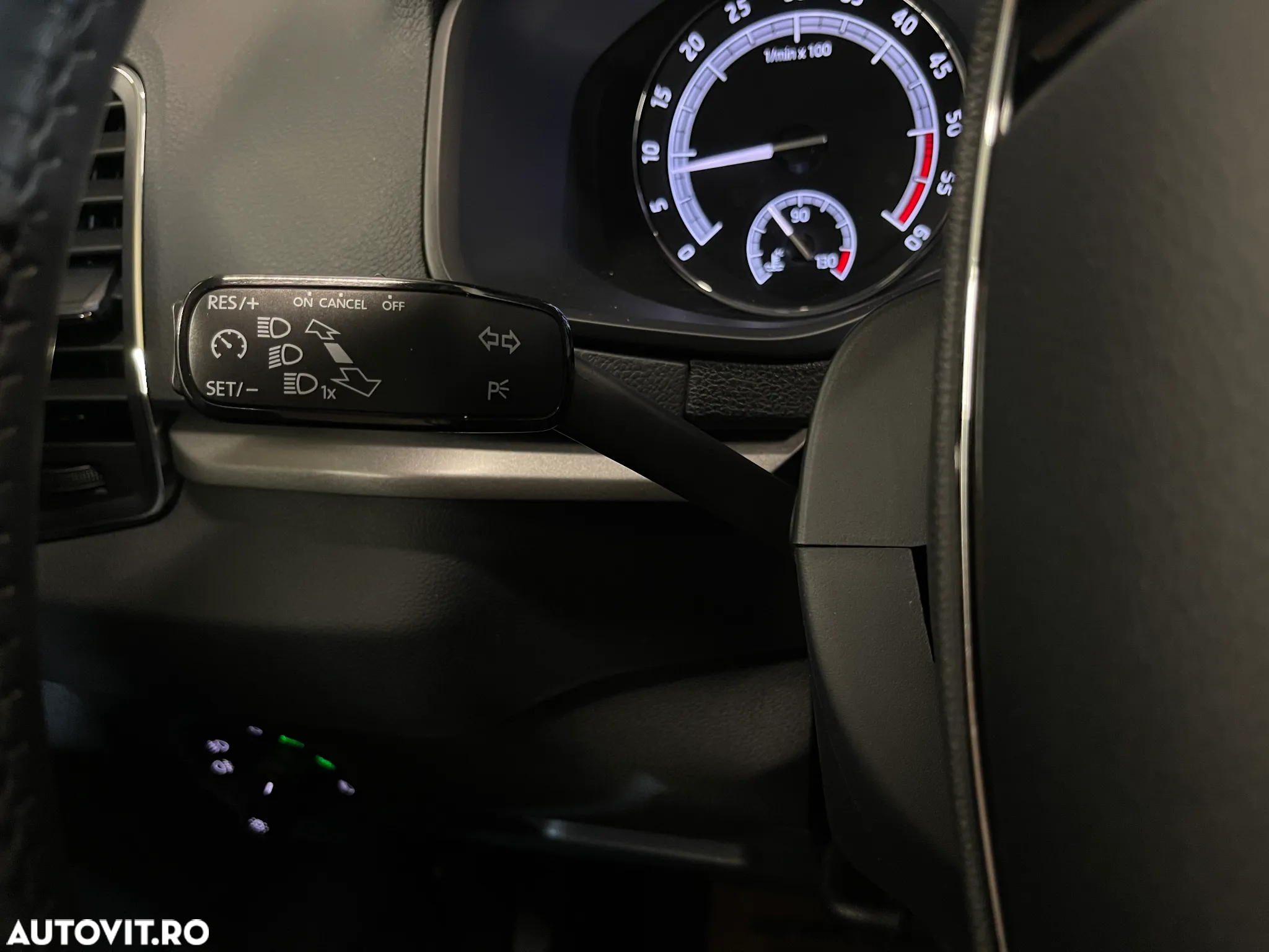 Skoda Karoq 2.0 TDI SCR DSG Style - 23