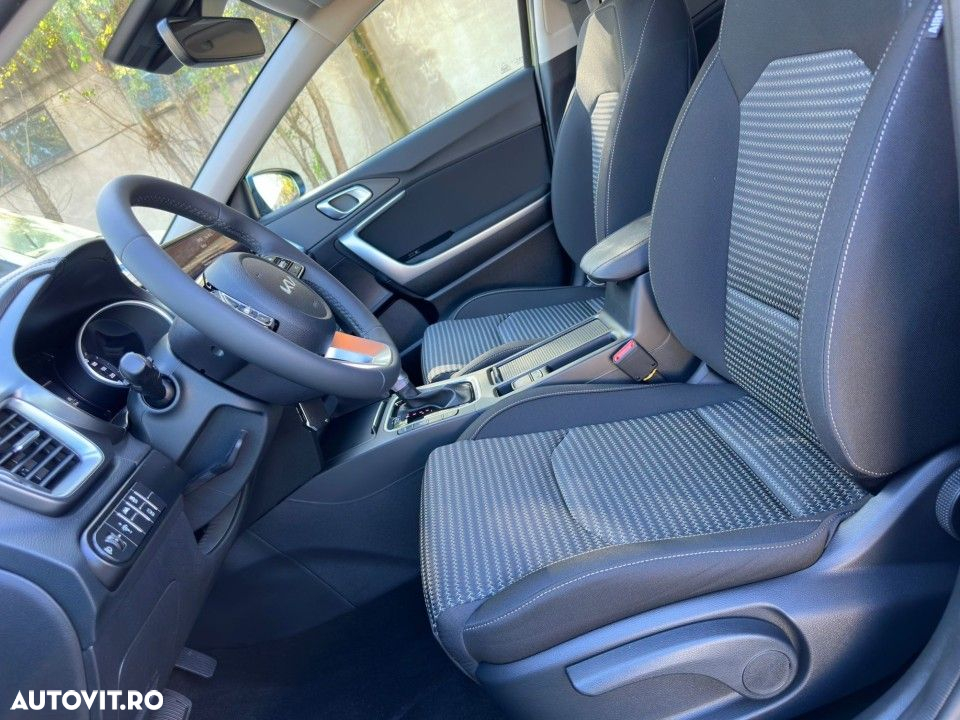 Kia XCeed 1.5 T-GDI 7DCT City - 4