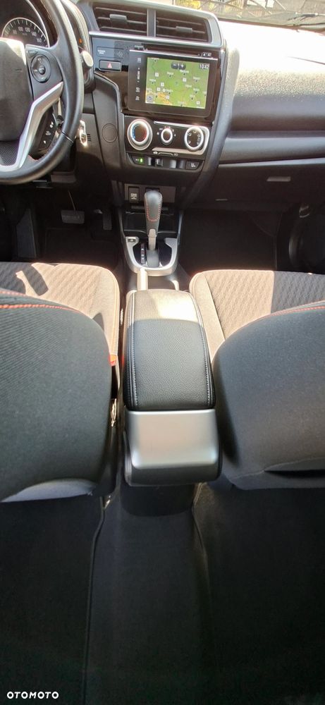 Honda Jazz 1.5 i-VTEC Dynamic (ADAS/Honda Connect+) CVT - 18
