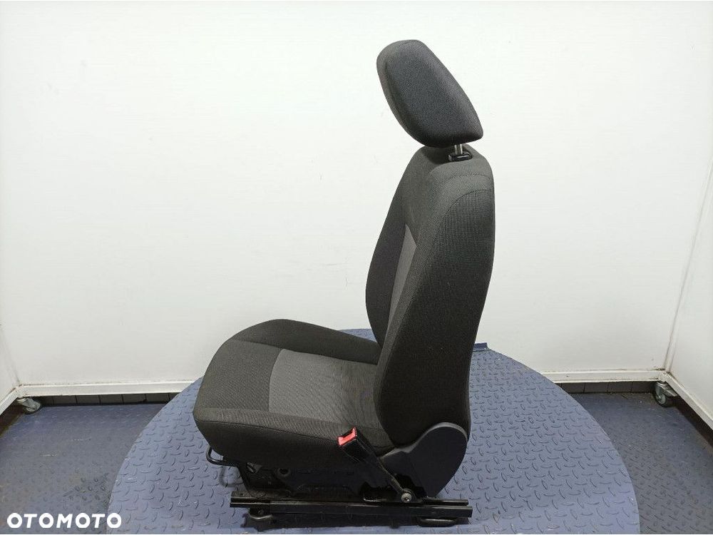 FORD FIESTA MK7 LIFT 5D FOTEL PASAŻERA PRZÓD PRZEDNI PRAWY EU - 5