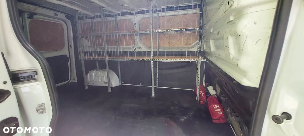 Renault Trafic - 26