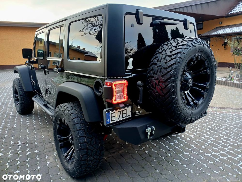 Jeep Wrangler 3.6 Unlim Black Edition II - 5