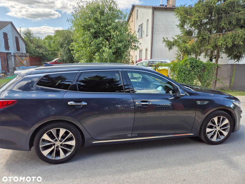 Kia Optima - 4