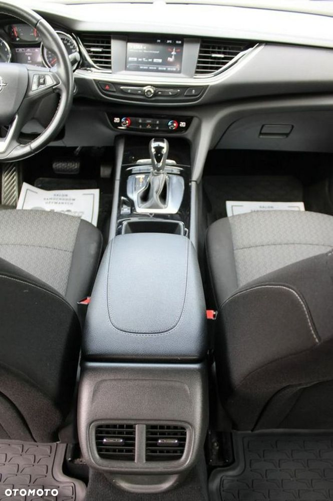 Opel Insignia 1.5 T Elite S&S - 23