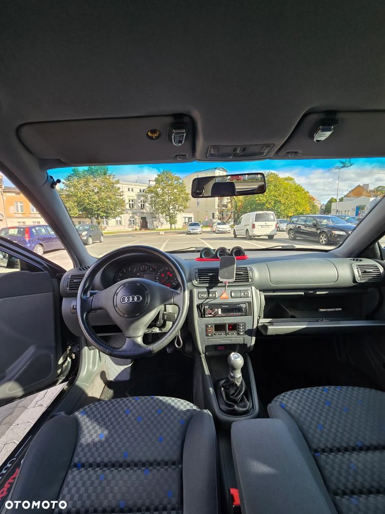 Audi A3 1.8T Attraction - 10