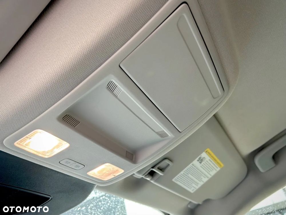 Ford Escape 2.0 EcoBoost AWD Titanium - 39