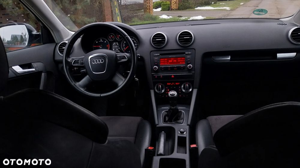 Audi A3 Sportback 2.0 TDI DPF S line Sportpaket - 5