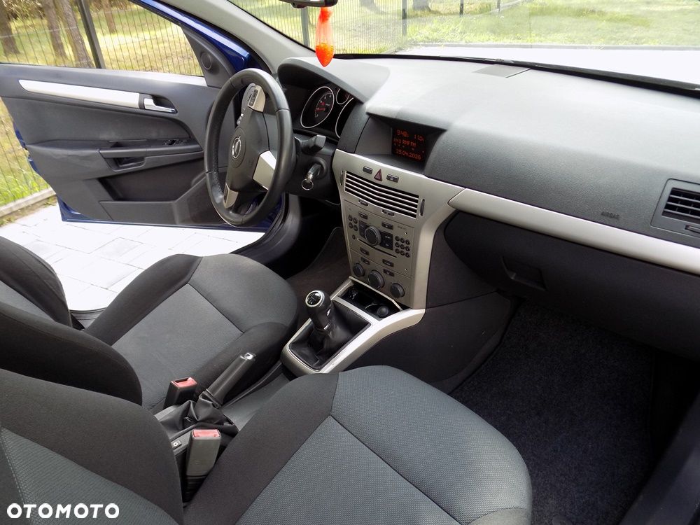 Opel Astra 1.6 Catch me - 27