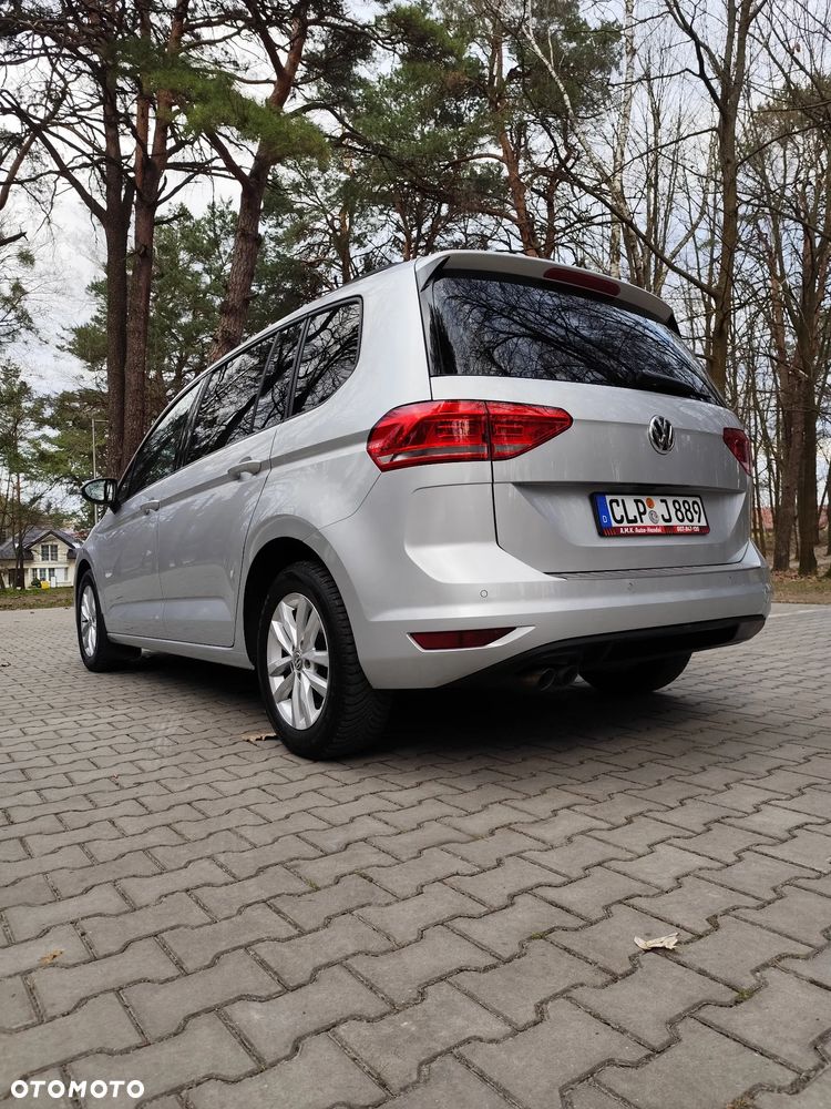 Volkswagen Touran 2.0 TDI SCR DSG Highline - 16