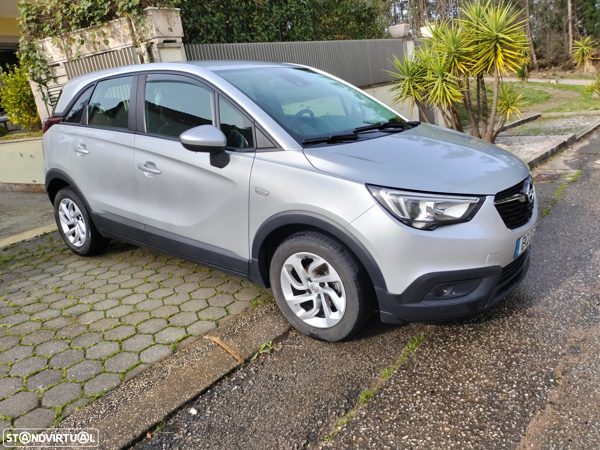 Opel Crossland X - 12