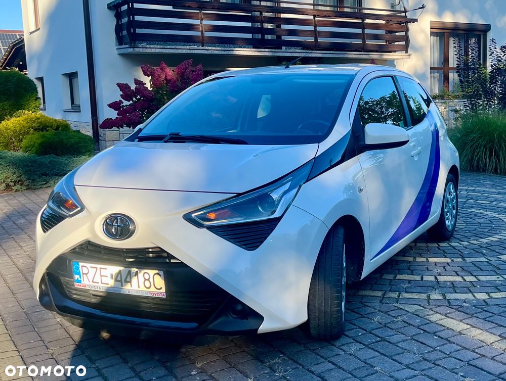 Toyota Aygo 1.0 VVT-i Color Edition - 1