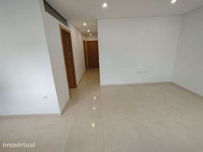 Andar moradia tipo T2 - Grande imagem: 3/11