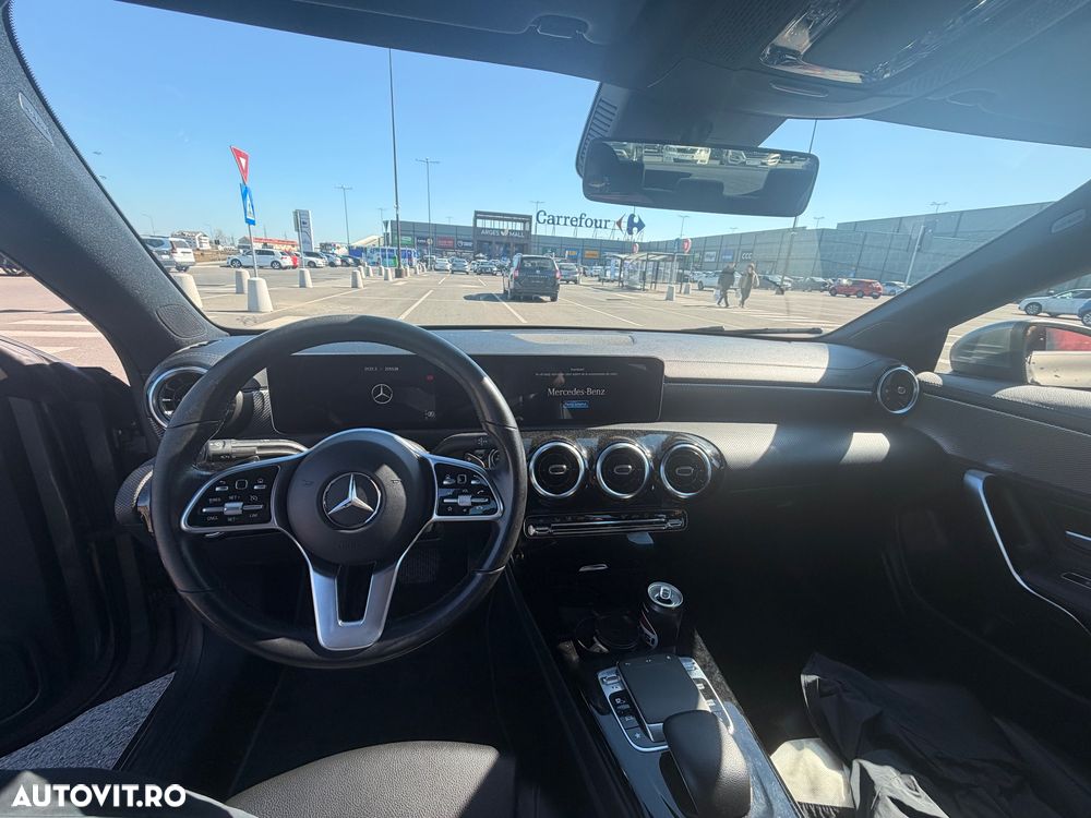 Mercedes-Benz CLA - 12