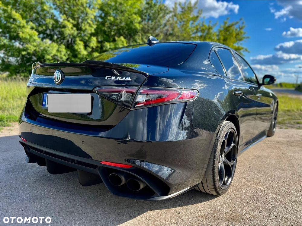 Alfa Romeo Giulia 2.9 Bi Turbo V6 Quadrifoglio - 4