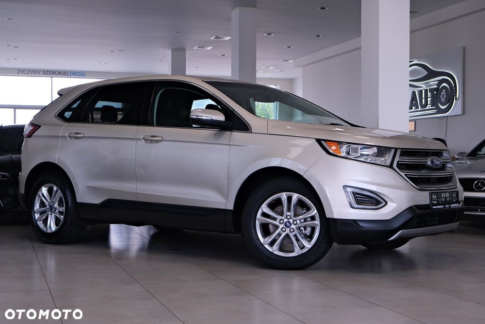 Ford Edge - 2
