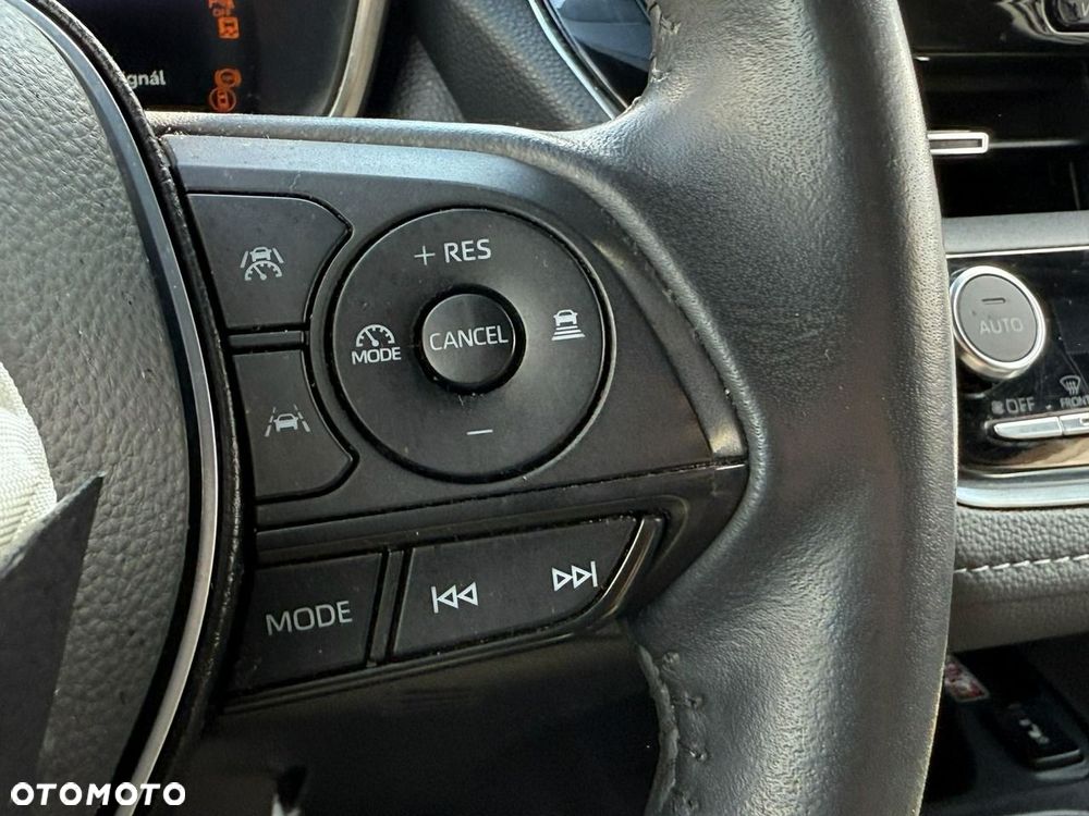 Toyota Corolla 2.0 Hybrid Comfort - 33