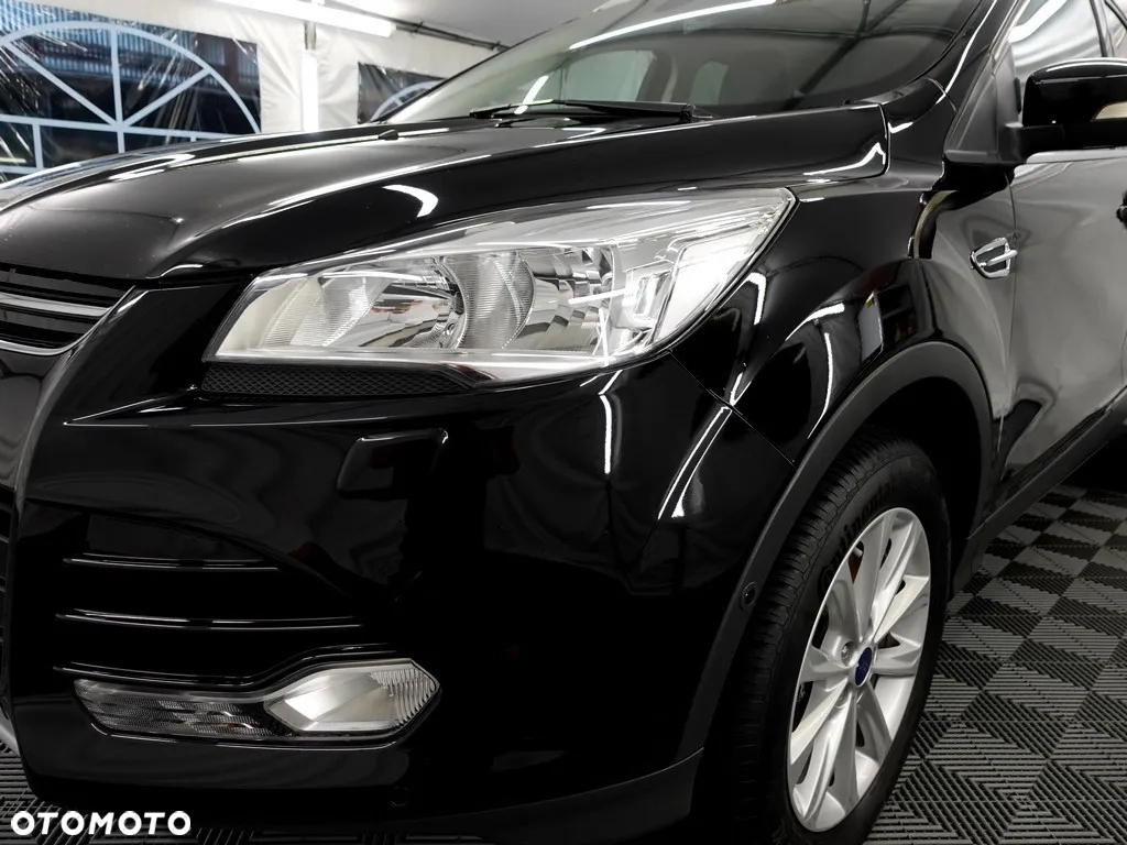 Ford Kuga 2.0 TDCi AWD Titanium - 29
