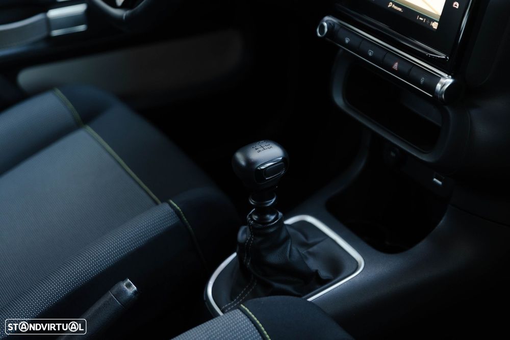 Citroën C3 1.2 PureTech Shine - 21