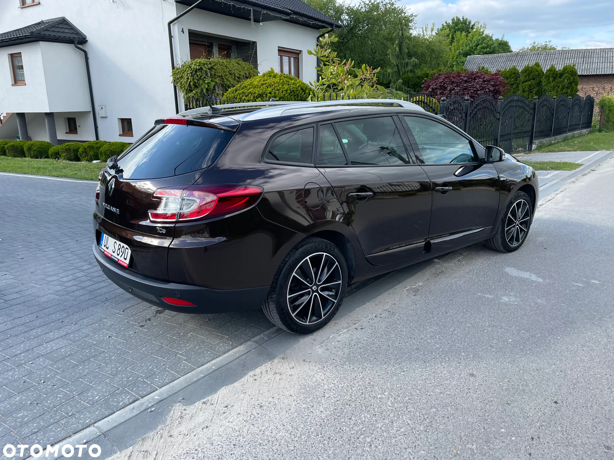 Renault Megane ENERGY TCe 115 Start & Stop Paris Business - 4