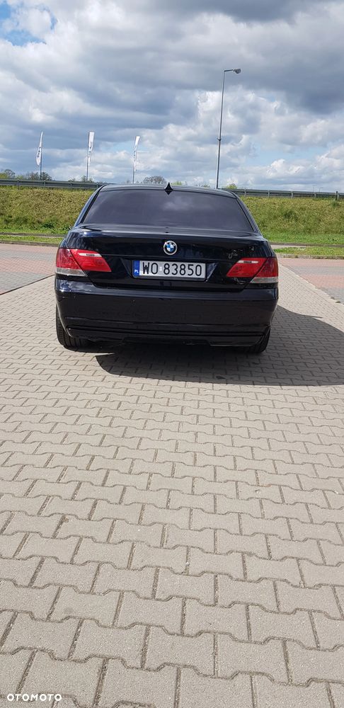 BMW Seria 7 - 10