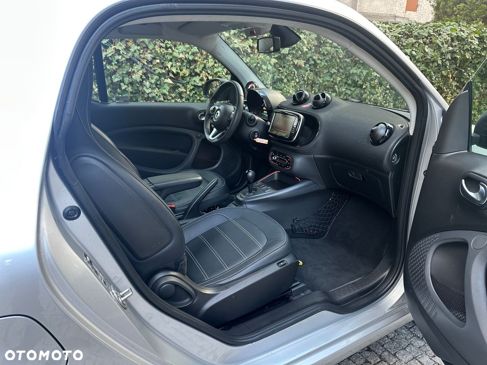 Smart Fortwo EQ prime - 17