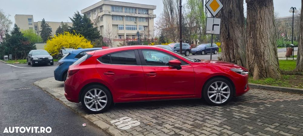 Mazda 3 G120 Revolution - 5