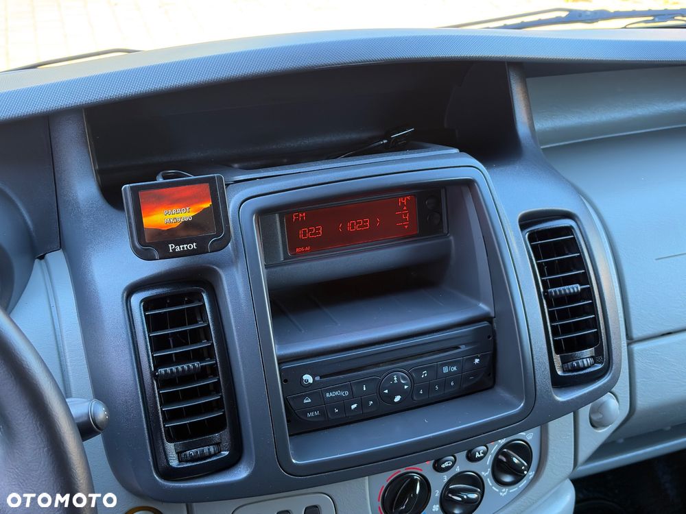 Opel Vivaro - 21