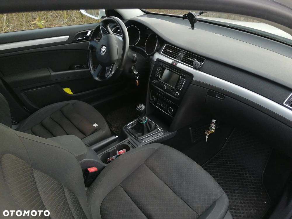 Skoda Superb 2.0 TDI Ambition - 8