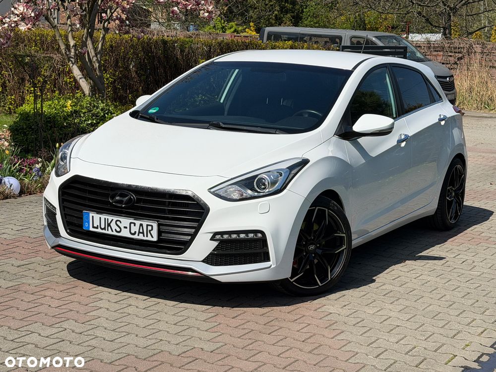 Hyundai i30 1.6 GDI Turbo Luxury - 37