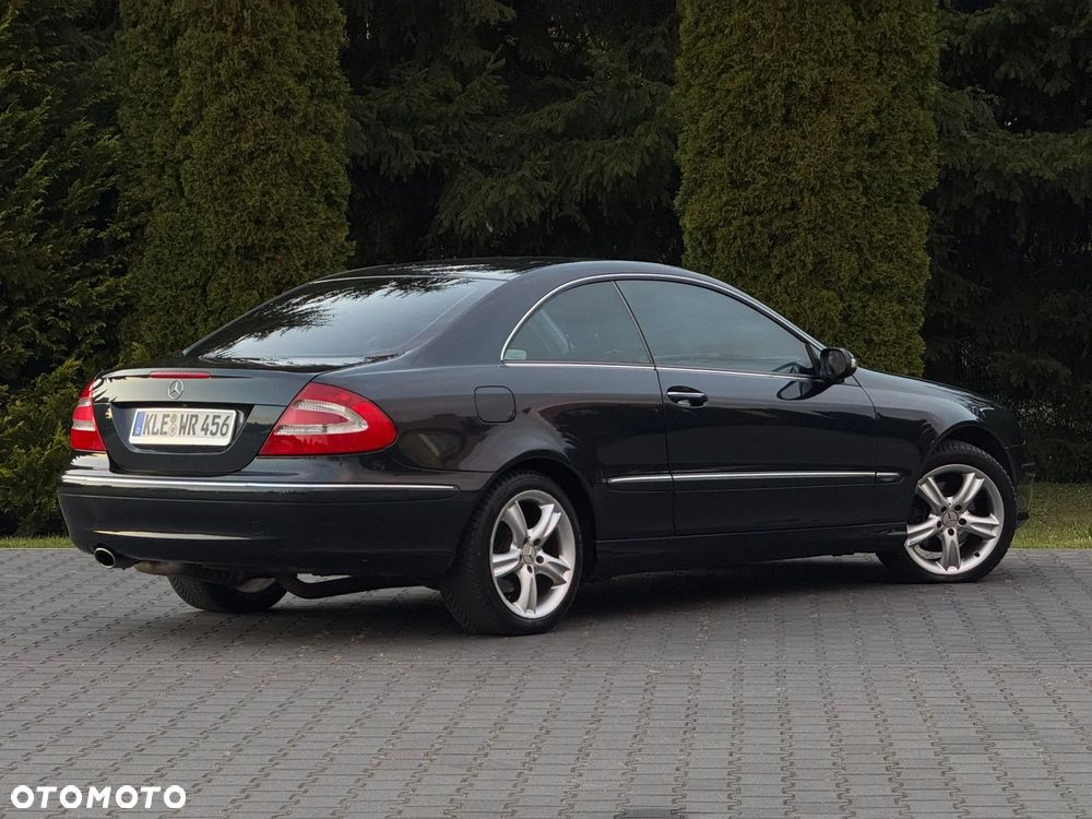 Mercedes-Benz CLK - 15