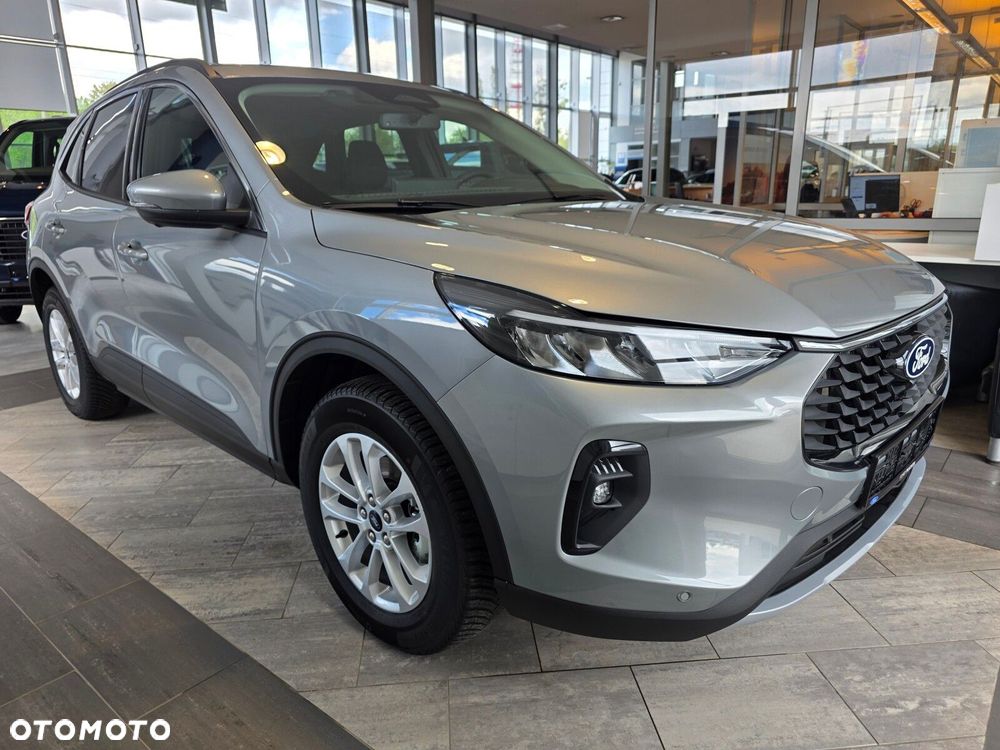 Ford Kuga - 8