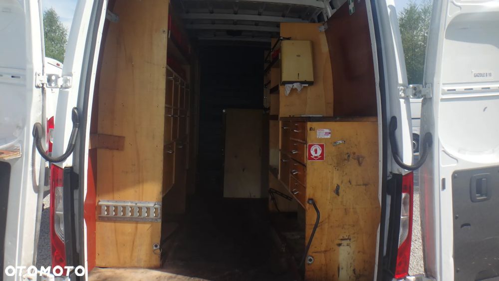 Mercedes-Benz Sprinter - 7
