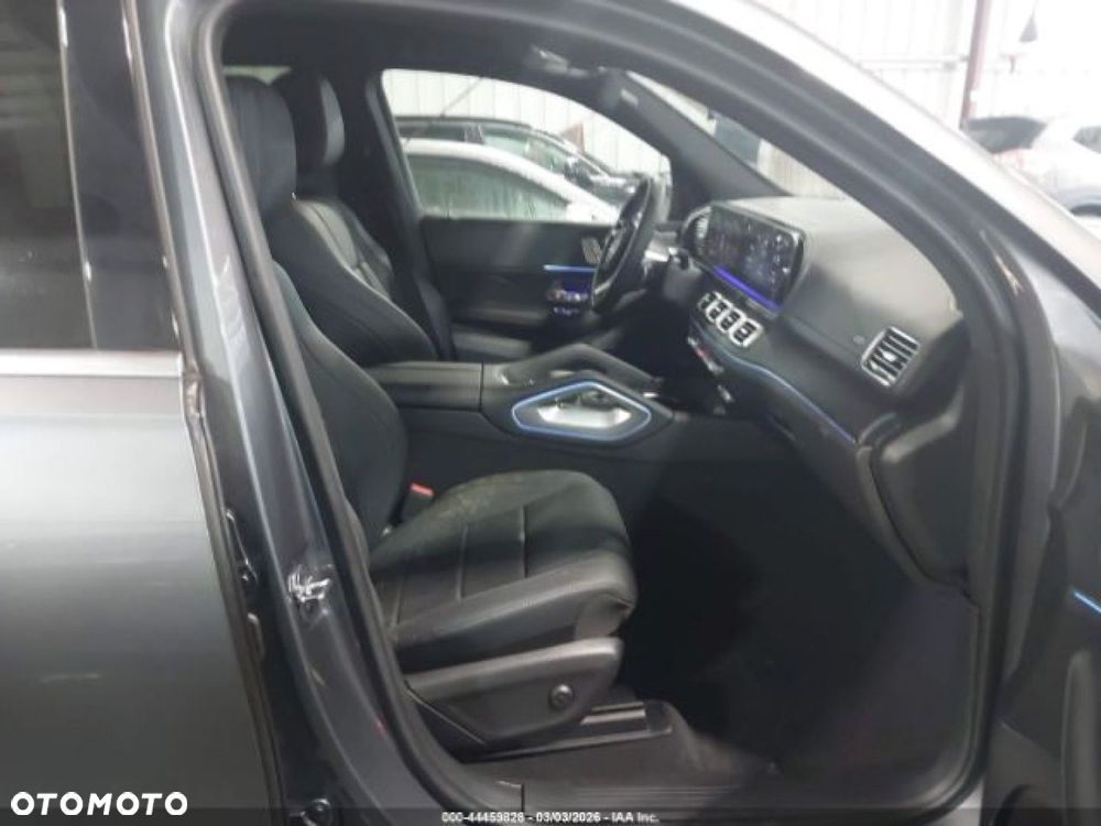 Mercedes-Benz GLS - 10