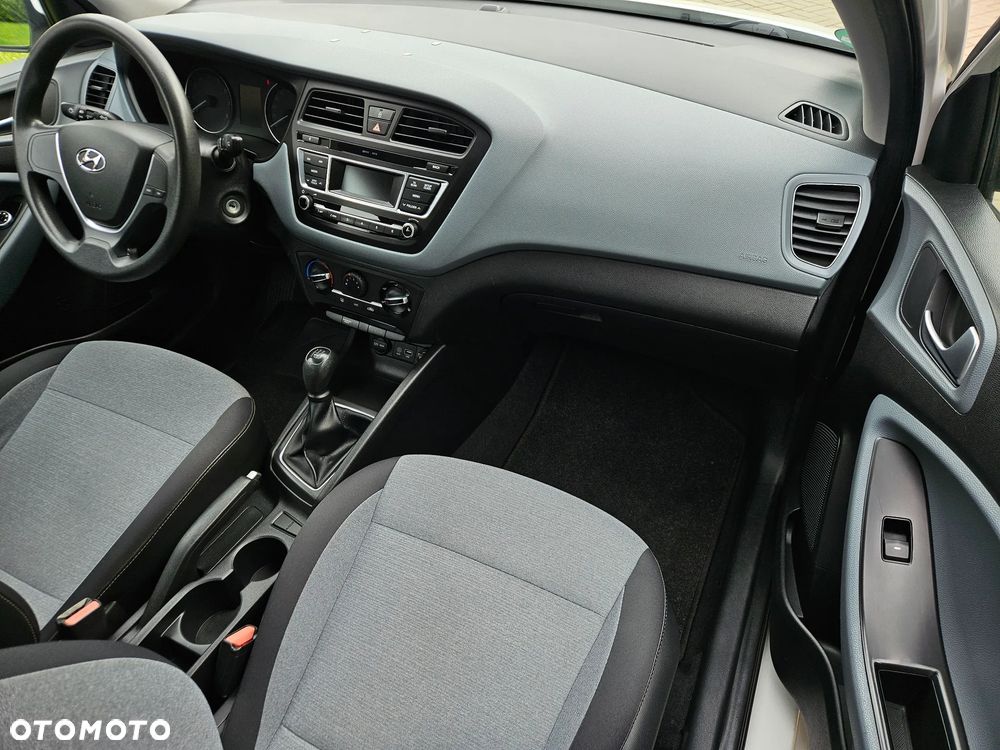 Hyundai i20 1.2 Select - 19