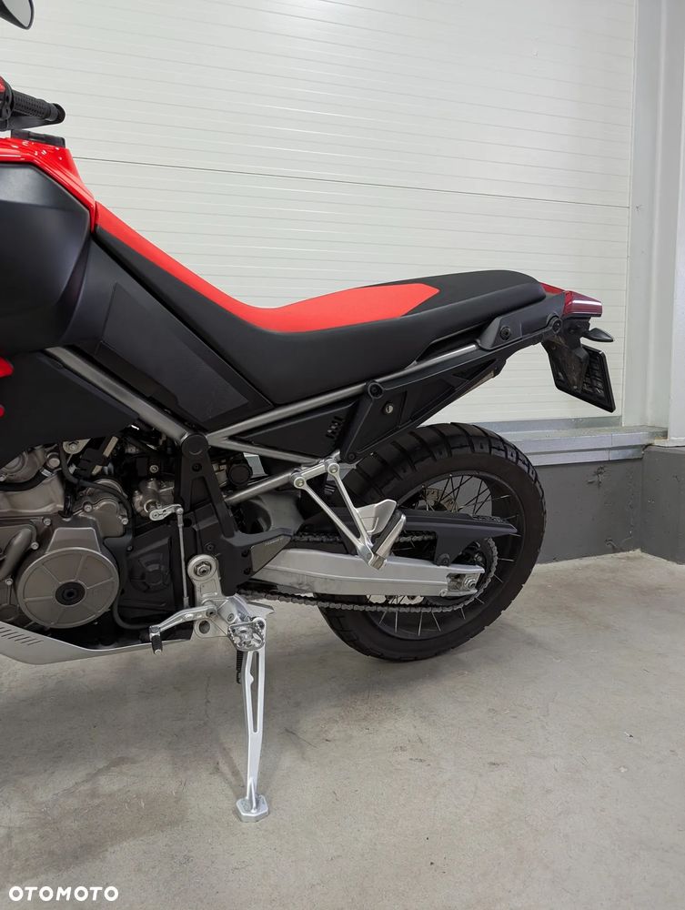 Aprilia Tuareg - 10