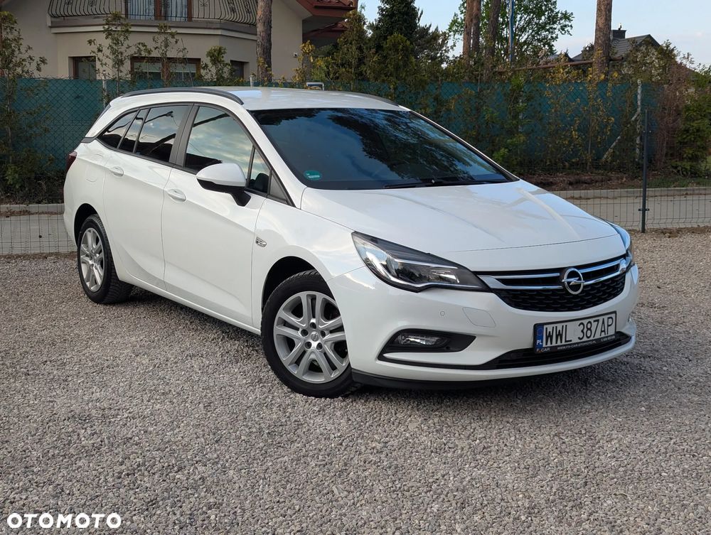 Opel Astra - 1
