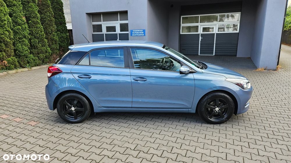 Hyundai i20 1.2 Elegant - 4