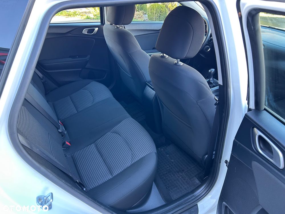 Kia Ceed 1.6 CRDi Edition 7 - 8