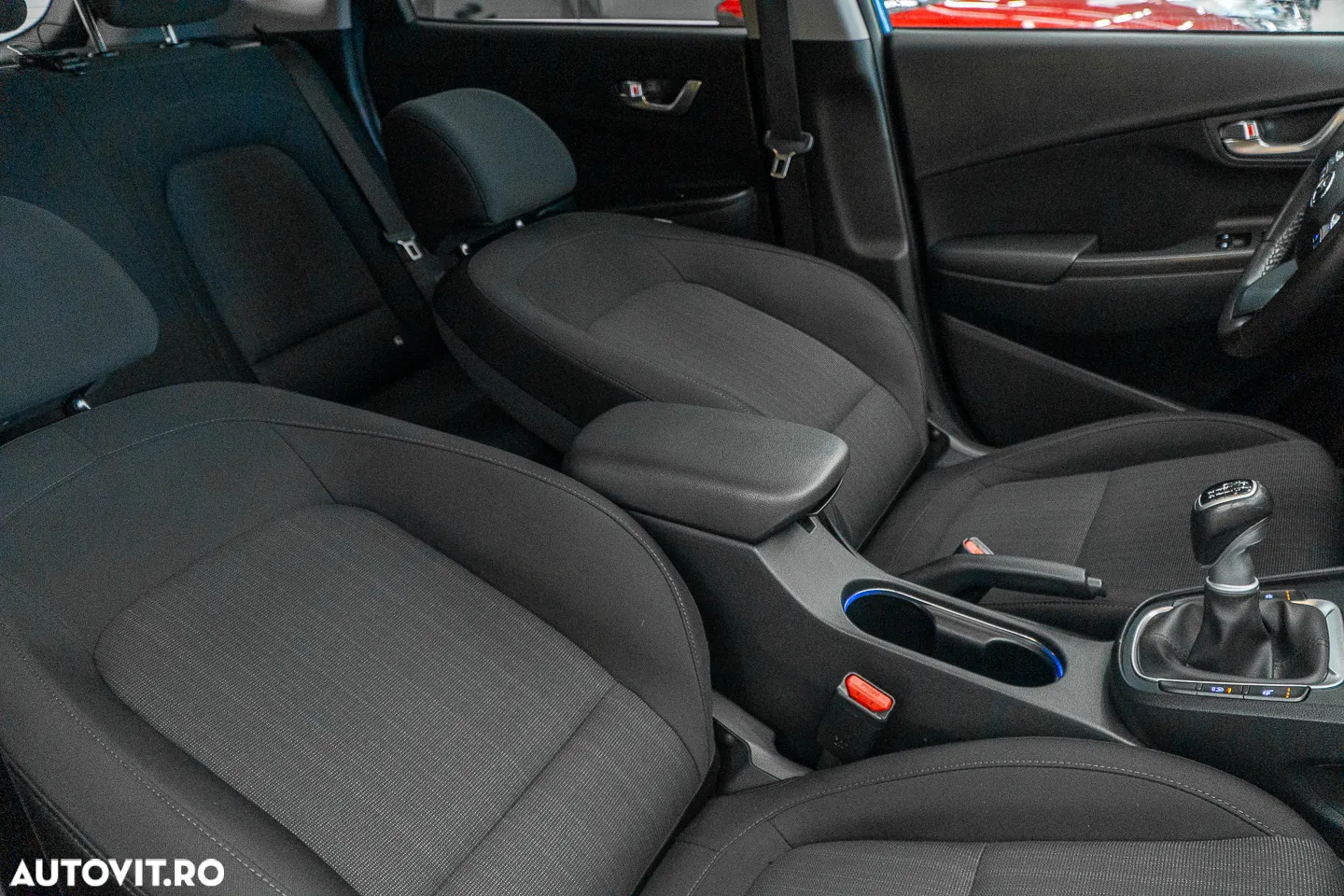 Hyundai KONA 1.0 T-GDI 120 CP 6MT 2WD Highway - 40