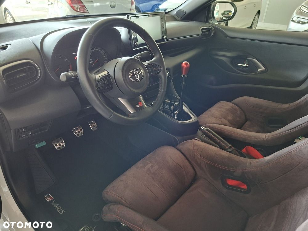 Toyota GR Yaris - 25