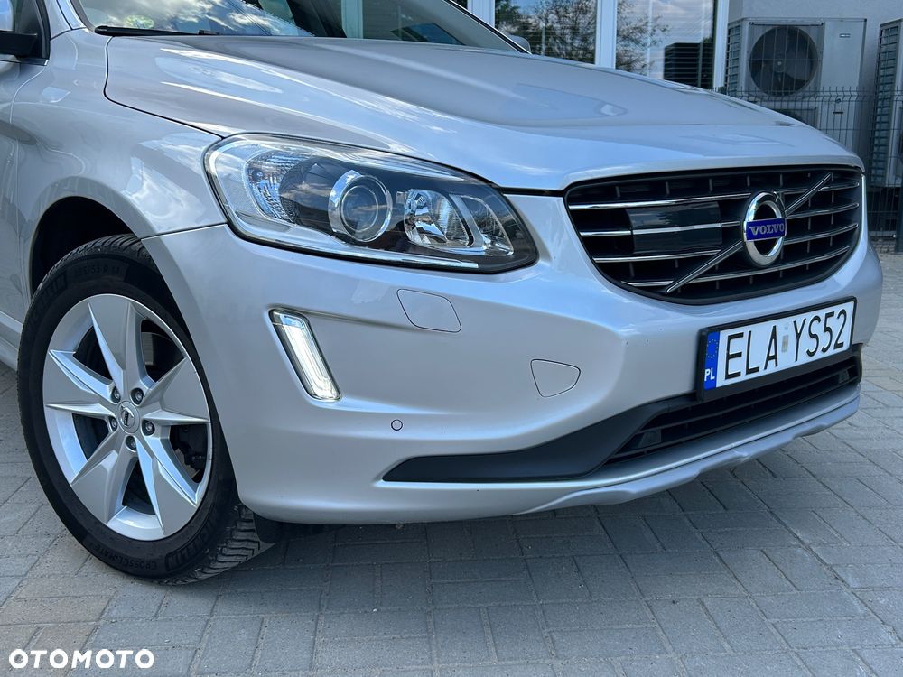 Volvo XC 60 D3 Drive-E Momentum - 9